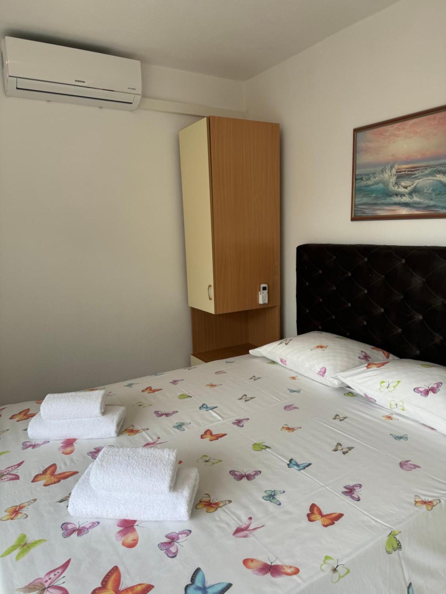 House 100M From The Beach With Free Parking And Breakfast 巴什卡沃达 外观 照片