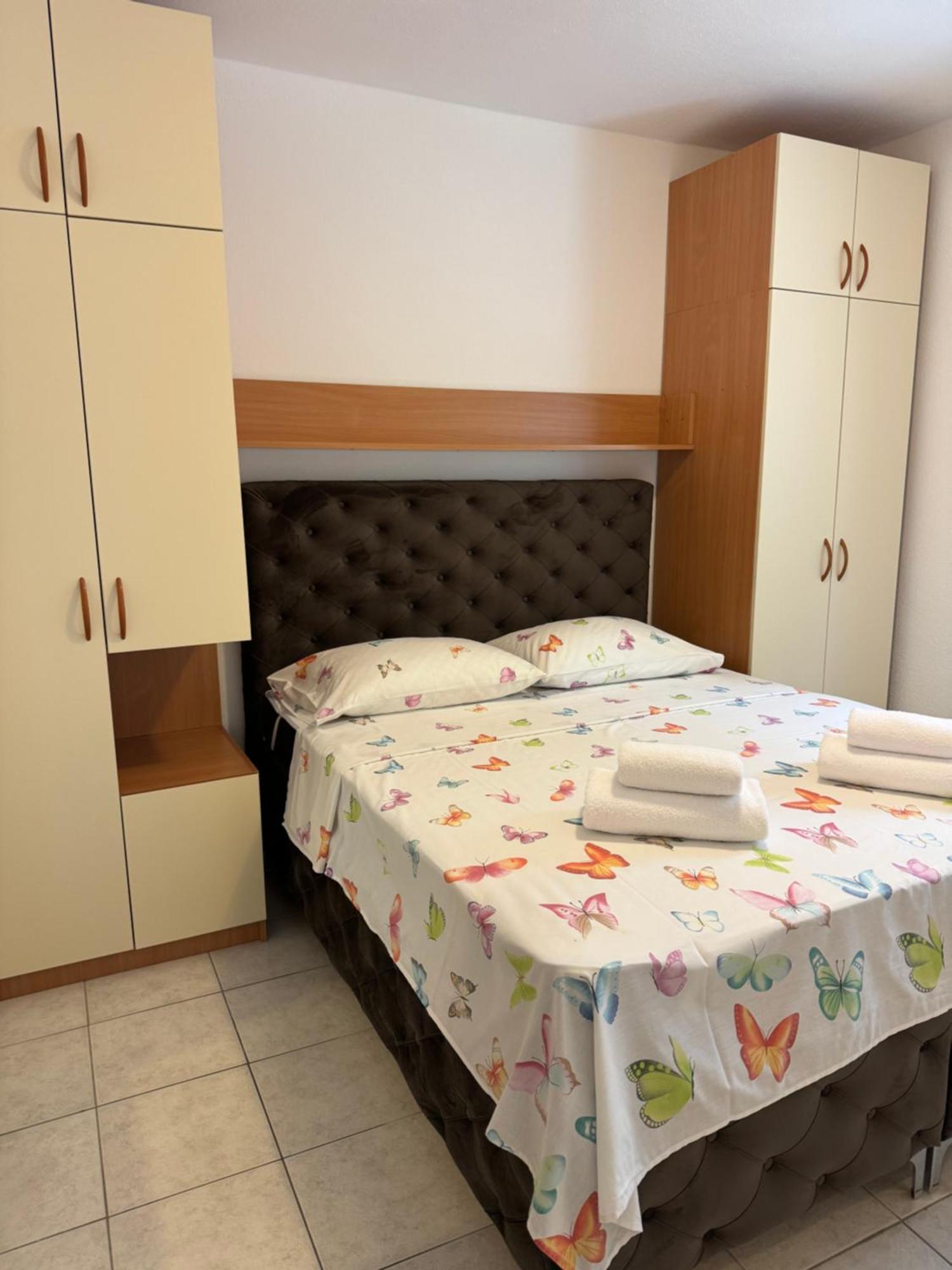 House 100M From The Beach With Free Parking And Breakfast 巴什卡沃达 外观 照片