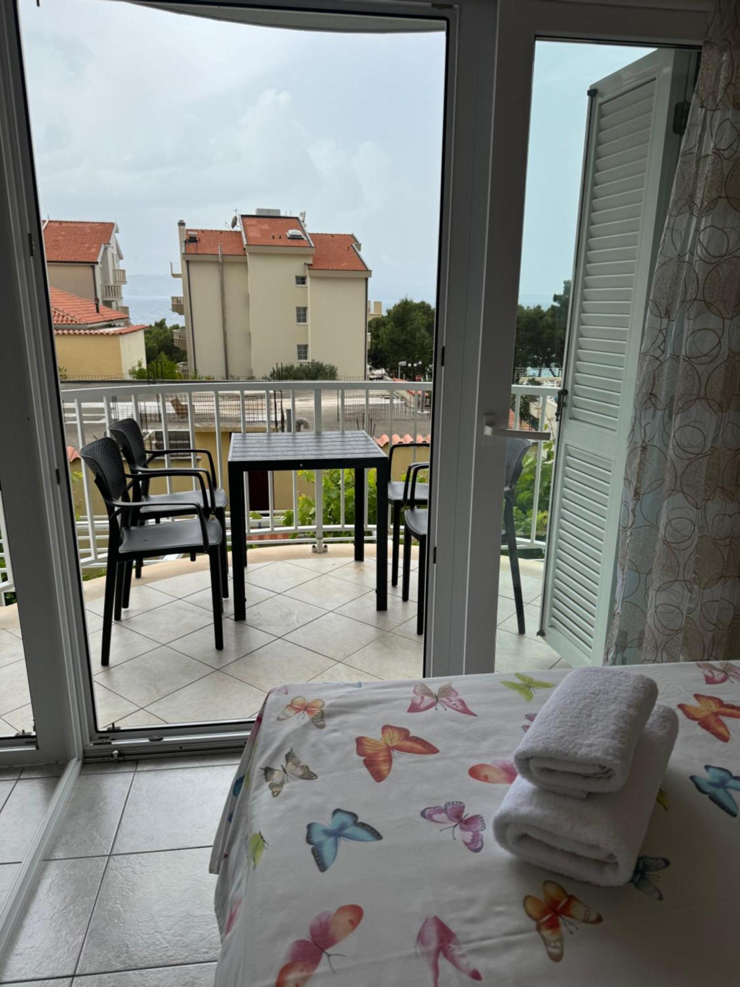 House 100M From The Beach With Free Parking And Breakfast 巴什卡沃达 外观 照片